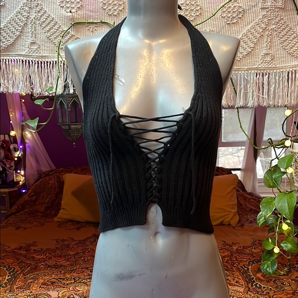 Vintage Tops - Vintage Y2K Goth Grunge Lace up front Black knit halter vest top